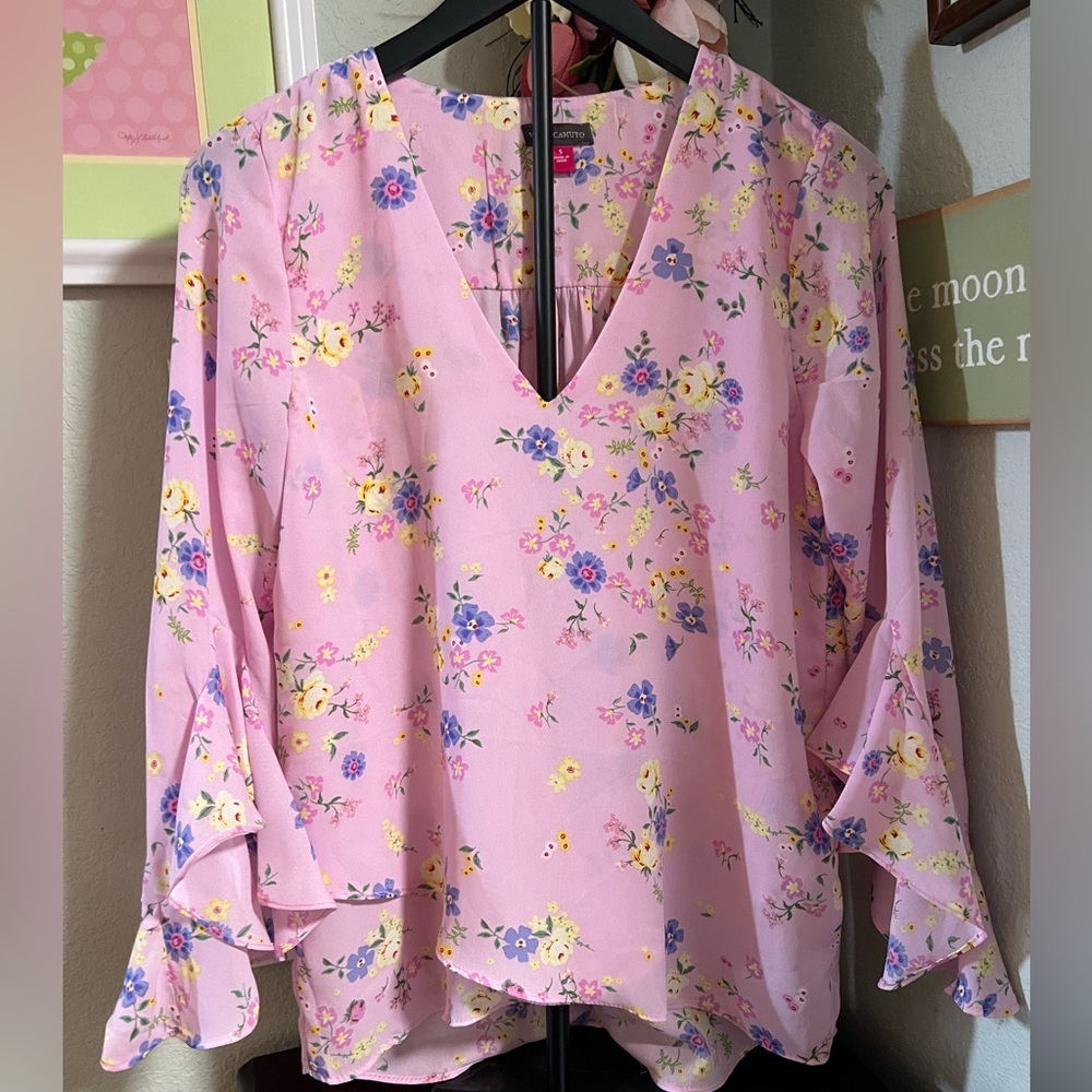 Vince Camuto Pink Floral Blouse with Ruffle Sleeves #030